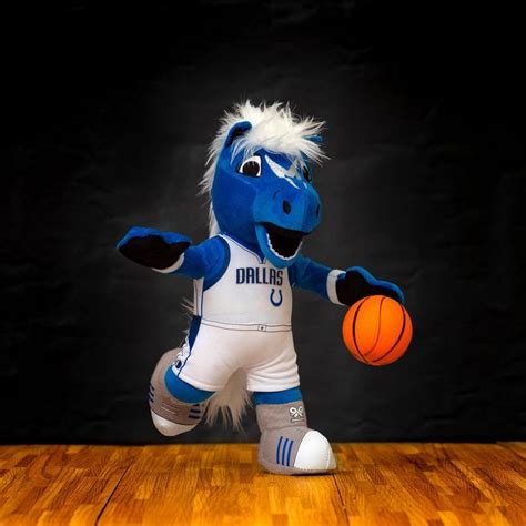 Dallas mavericks mascot figure